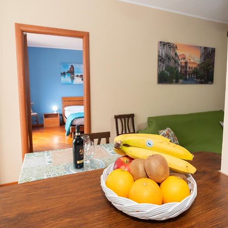 Canvas Sicily Apartment Catania Bagian luar foto
